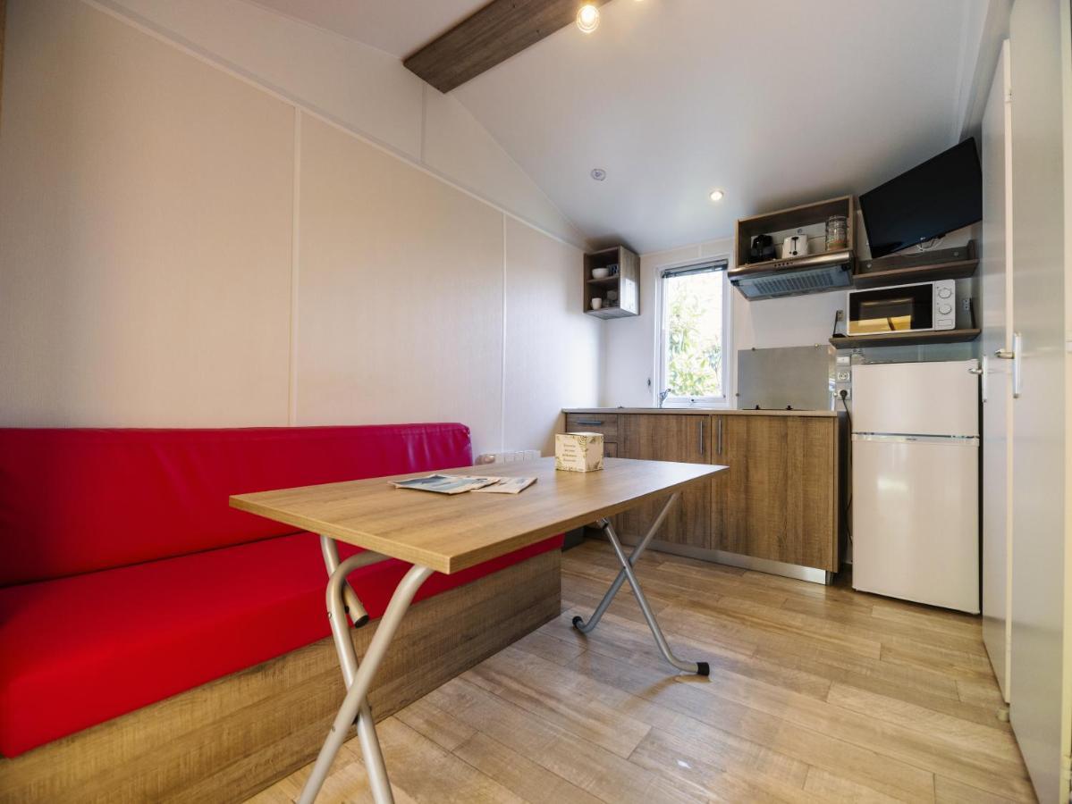 Camping Paradis 4 Etoiles Au Port De L'Houmeau - La Rochelle Екстер'єр фото