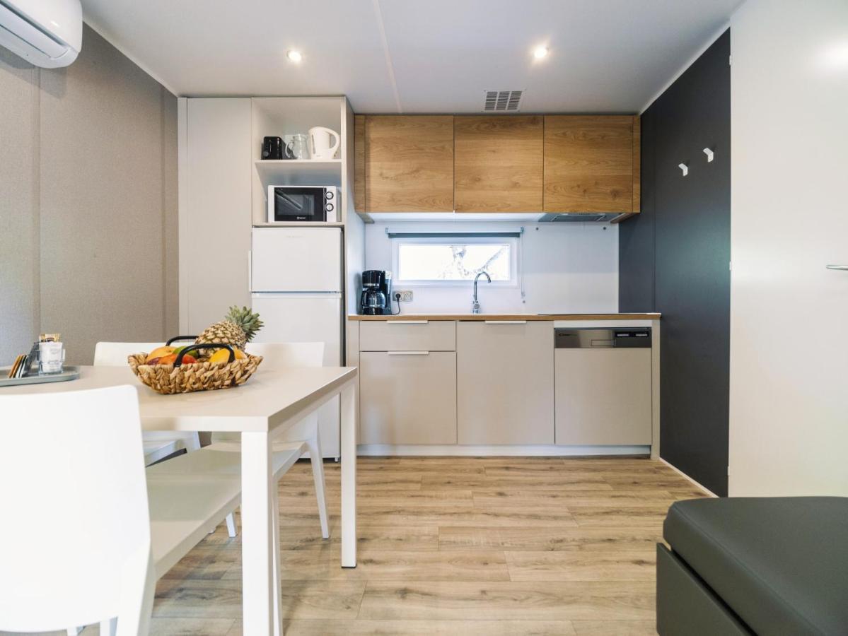 Camping Paradis 4 Etoiles Au Port De L'Houmeau - La Rochelle Екстер'єр фото