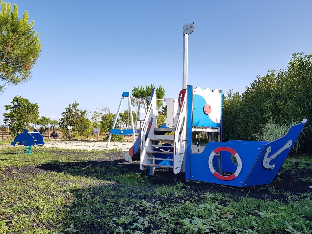 Camping Paradis 4 Etoiles Au Port De L'Houmeau - La Rochelle Екстер'єр фото